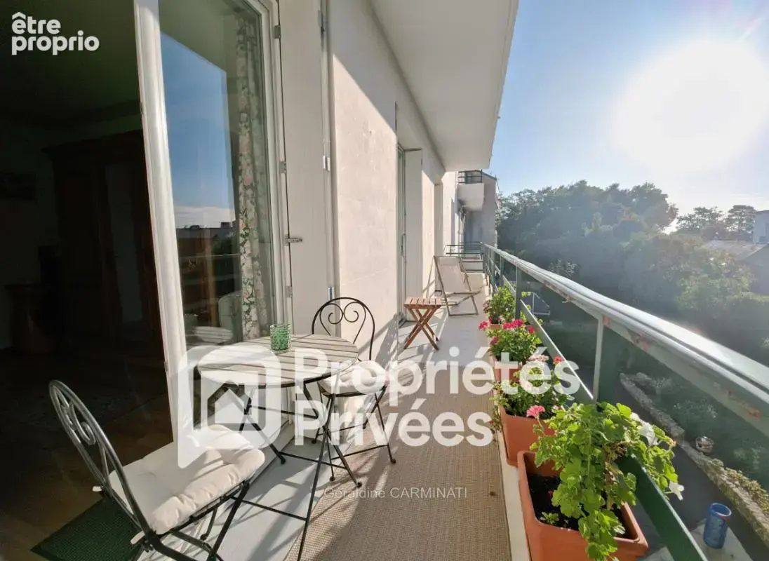A vendre- exclusivite - 37540 - saint cyr sur loire -  appartement t3 -84m2 - 2 chambres - balcons - garage et parking - cave - photo 13