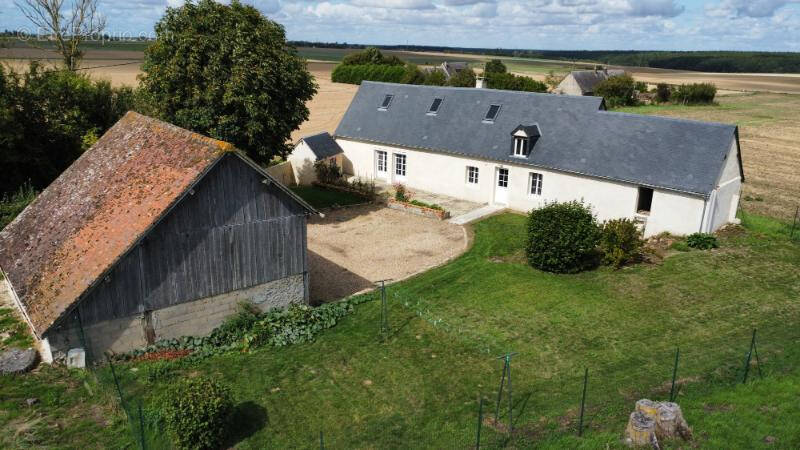 Maison à DIGNY