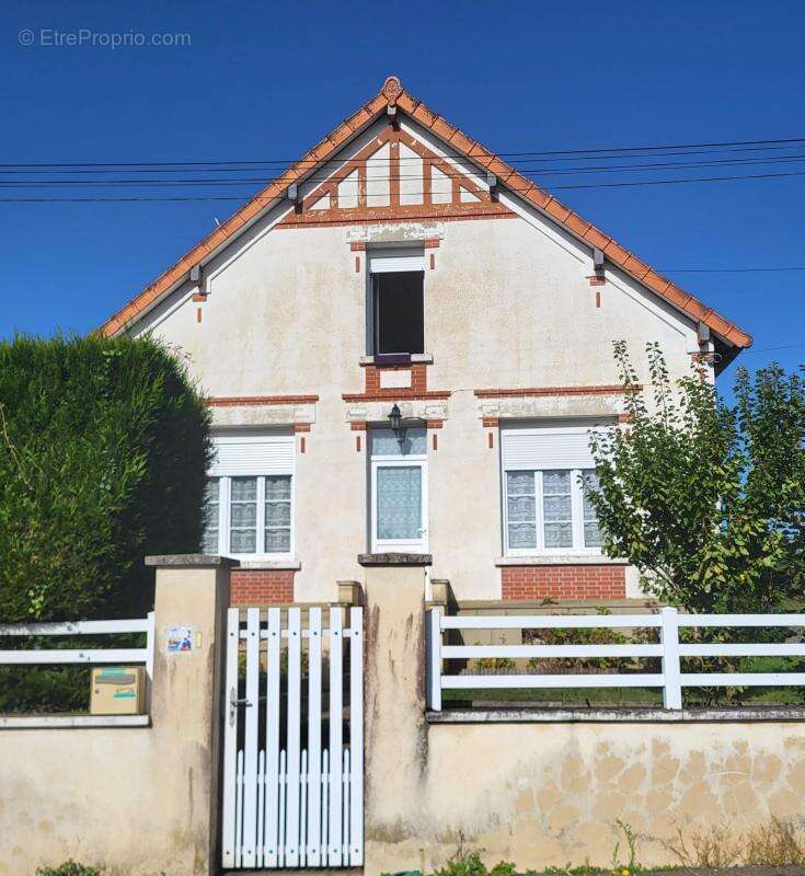 Maison à MONDOUBLEAU