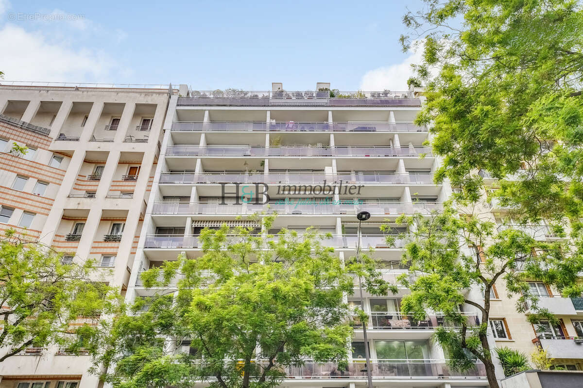 Appartement à PARIS-12E