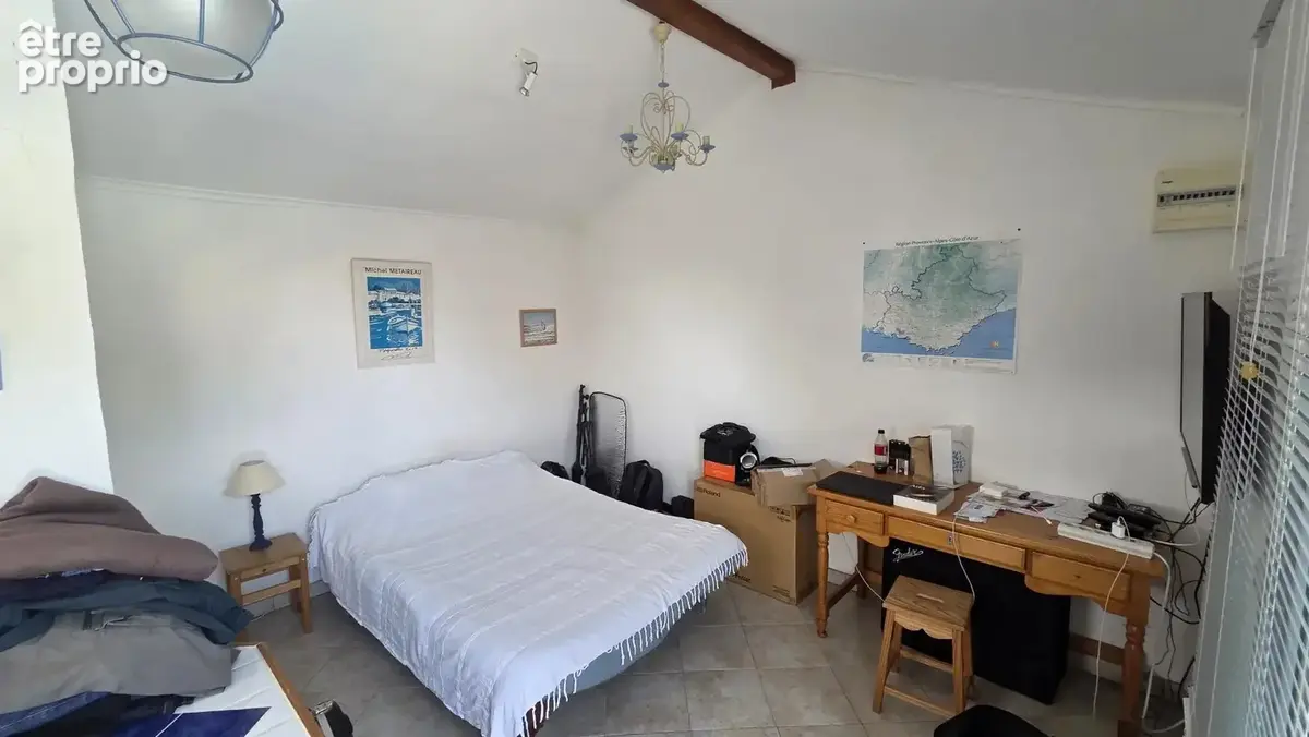 Tourrettes, villa de plain-pied, studio indépendant, piscine. - photo 15