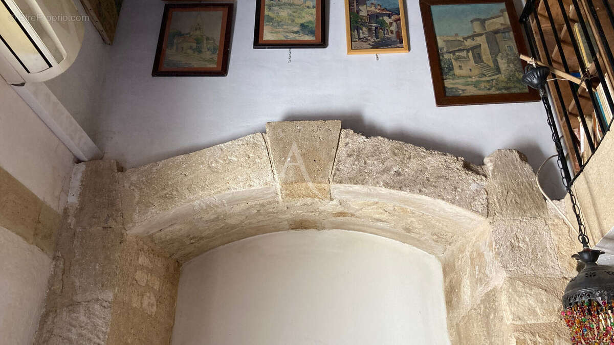 Maison à MALLEMORT