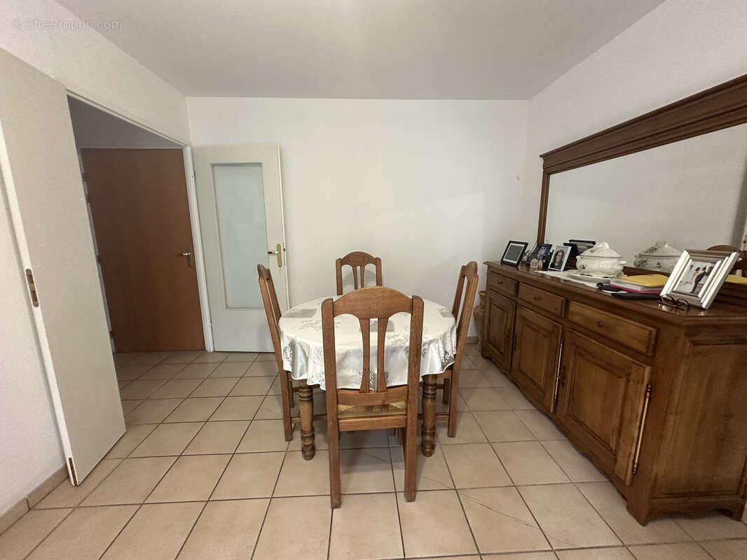 Appartement à MARSEILLE-8E