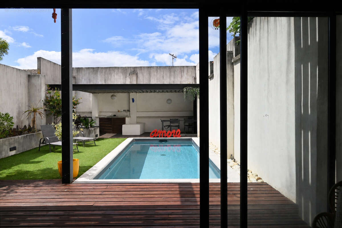 Maison entièrement rénover avec piscine - photo 17