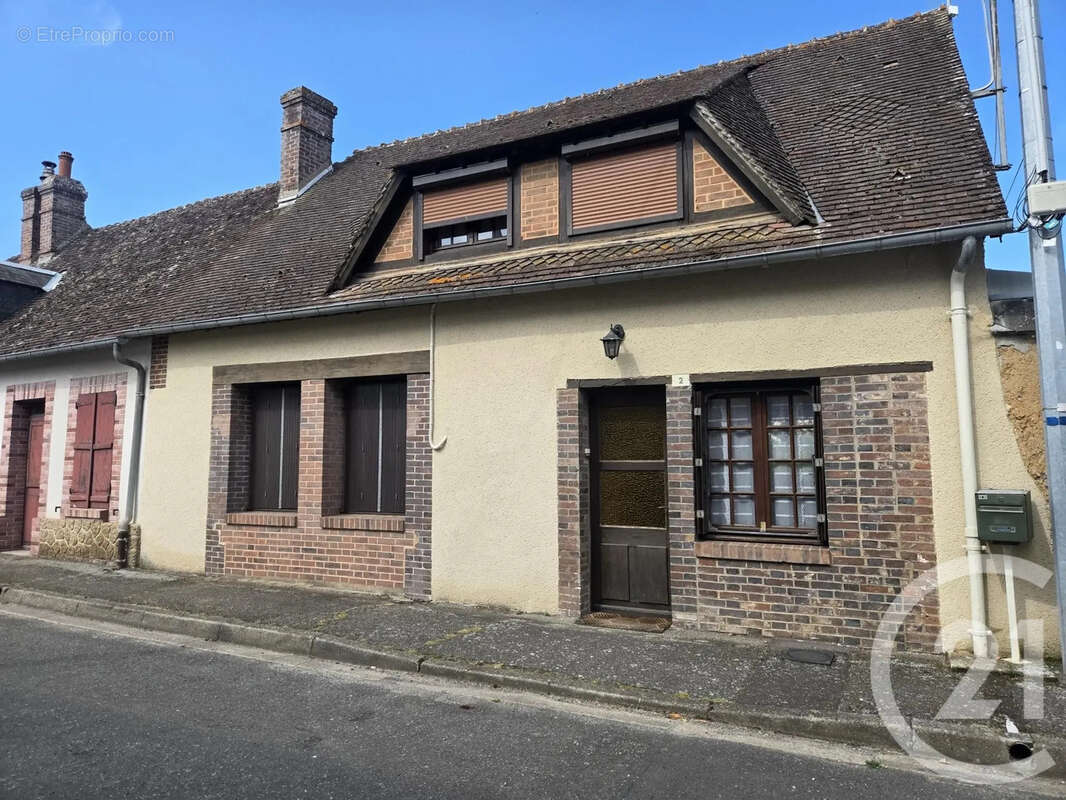 Maison à LA NEUVE-LYRE