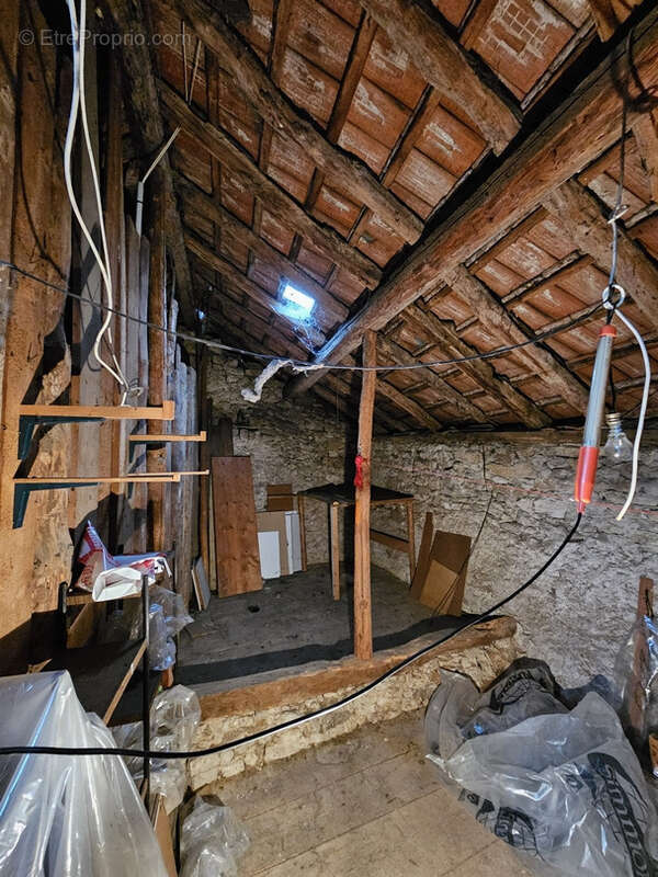 Appartement à MOLINGES