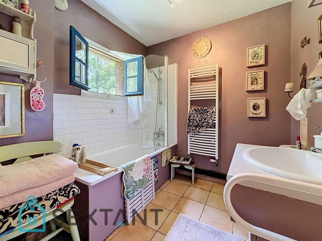 Maison de charme avec jardin dépendance et garage - photo 7