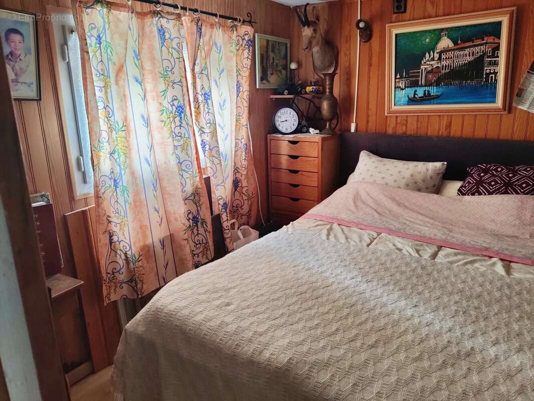 Maison à ROQUEBRUNE-SUR-ARGENS