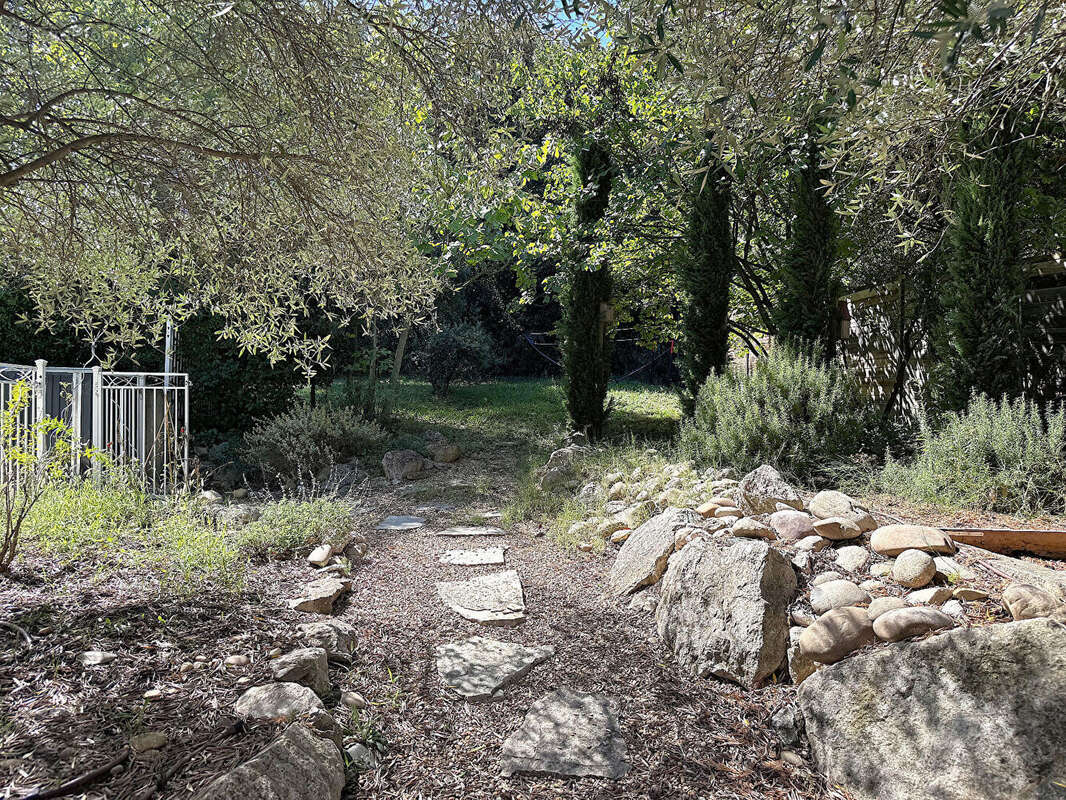 Maison à VILLENEUVE-LES-AVIGNON