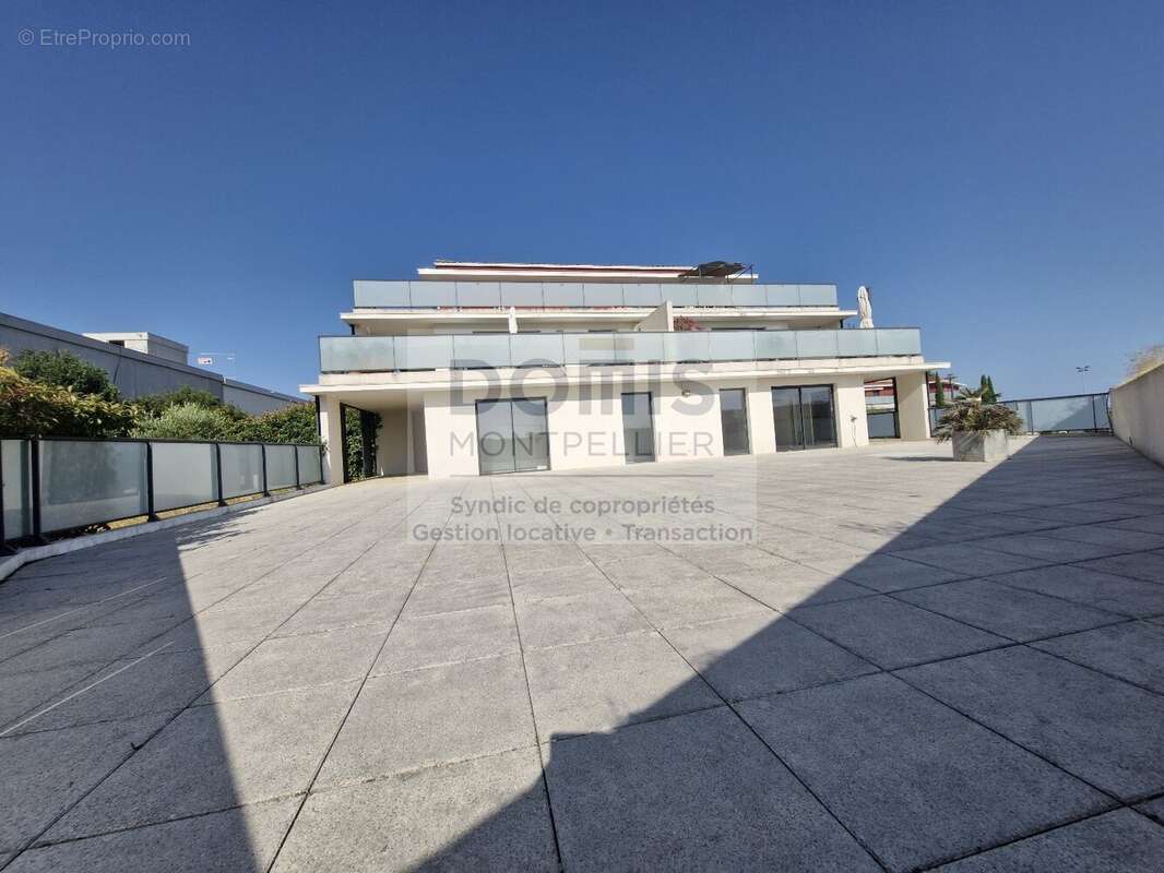 Appartement à LE CRES