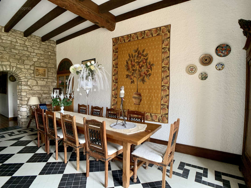 Maison à BUSSEAUT