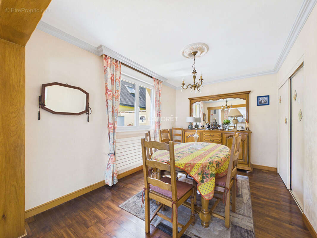 Maison à SAINT-JEAN-TROLIMON