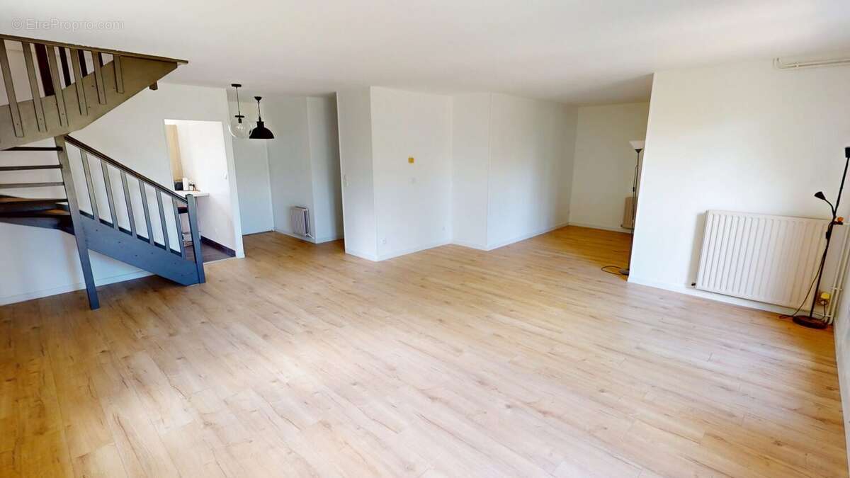 Maison 140 m² à Saran  - photo 5