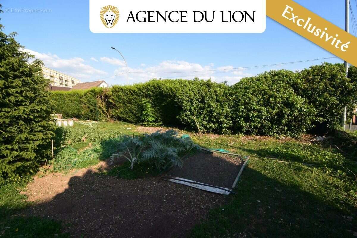 Terrain à DREUX