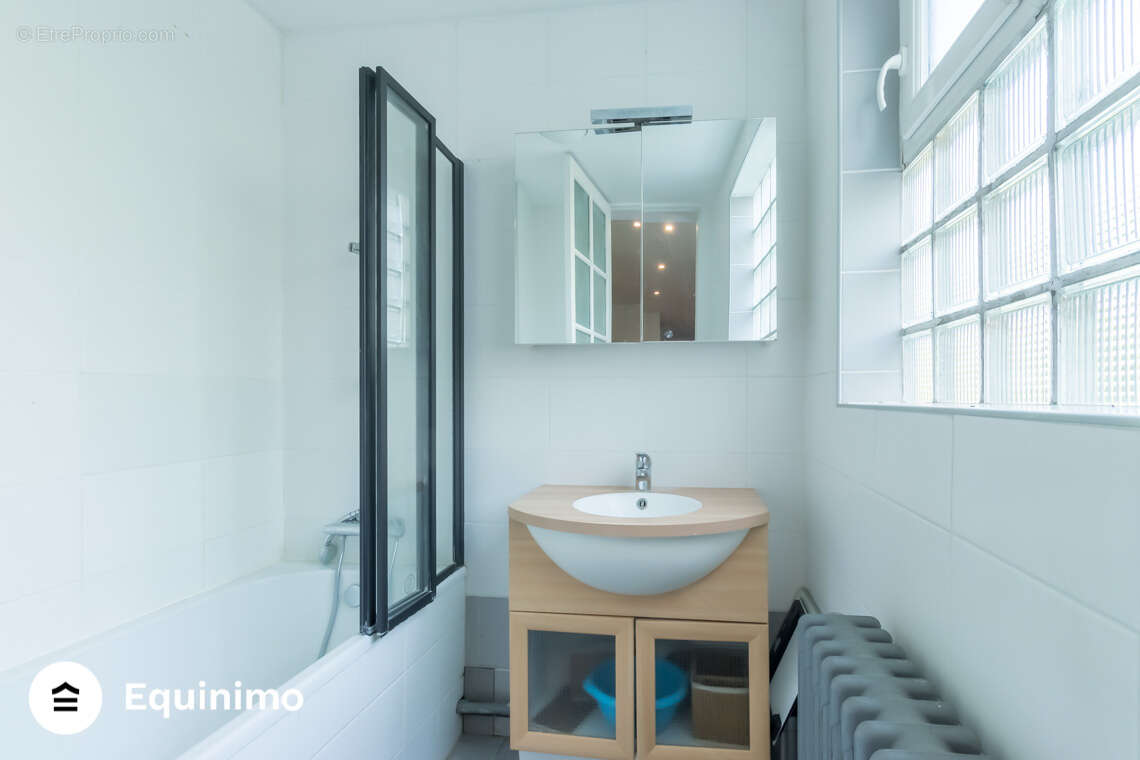 Appartement à SURESNES