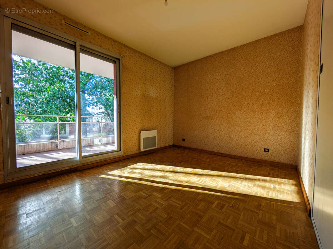 Appartement à PONT-SAINT-ESPRIT