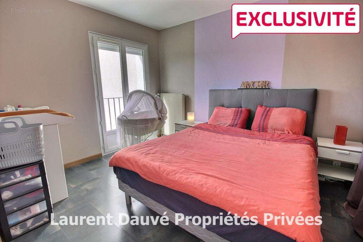 Maison à FLEURY-LES-AUBRAIS