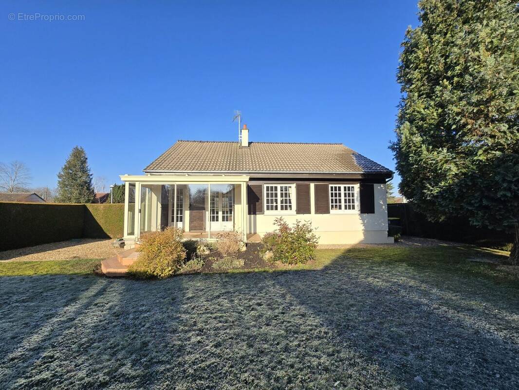 Maison à LE BOULAY-MORIN