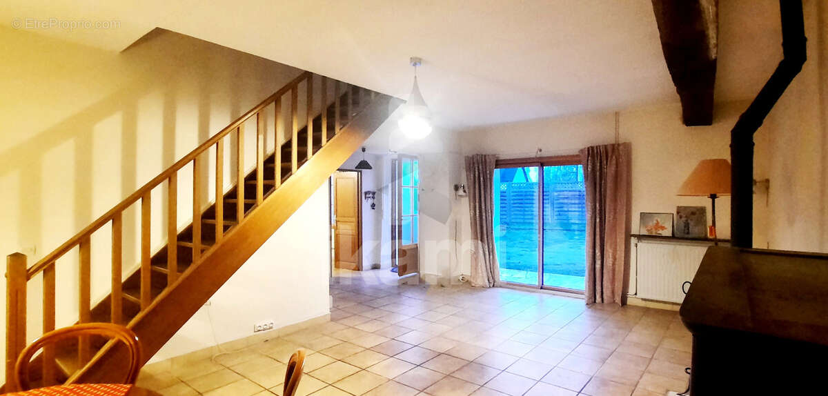 Maison à APPOIGNY