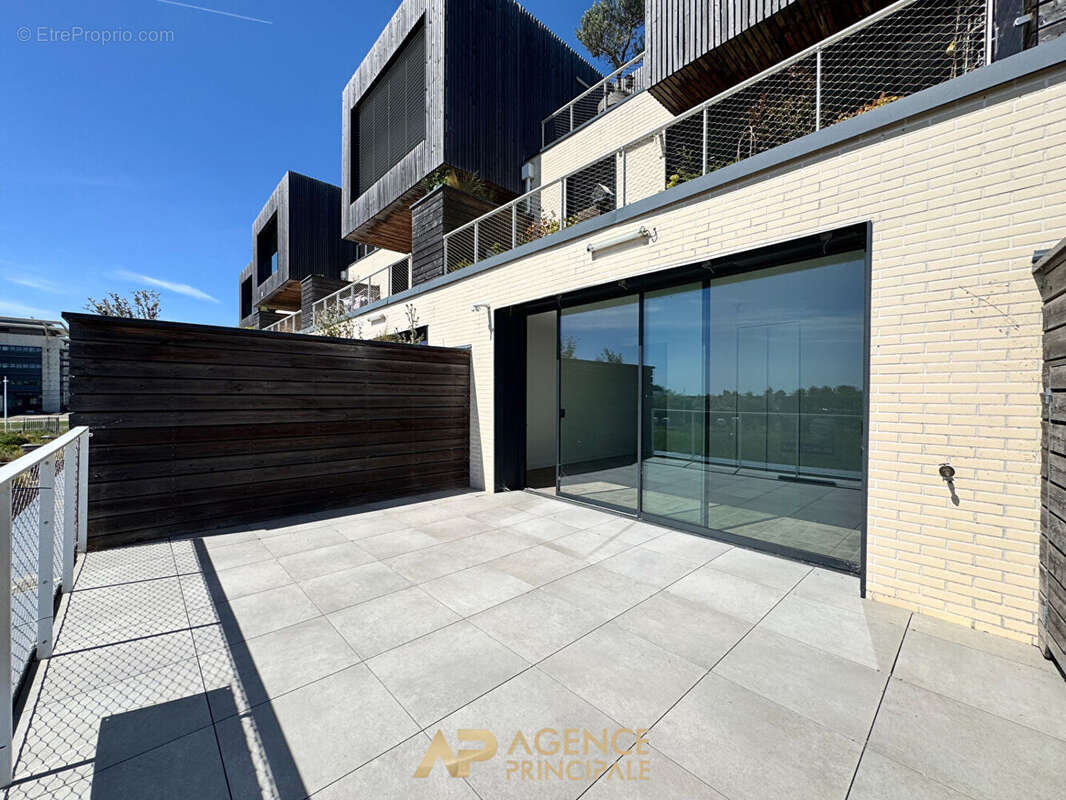 Appartement T4 / Terrasse / Parking / Cave - proche mer - La Rochelle - photo 14