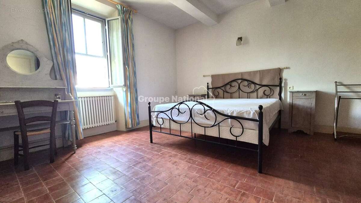 Beaumes de venise mas de caractere sur 2893 m² de terrain - photo 20
