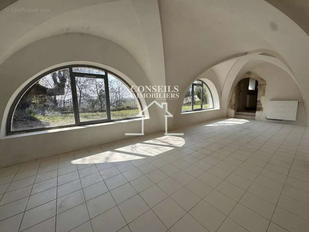 Appartement à JOIGNY
