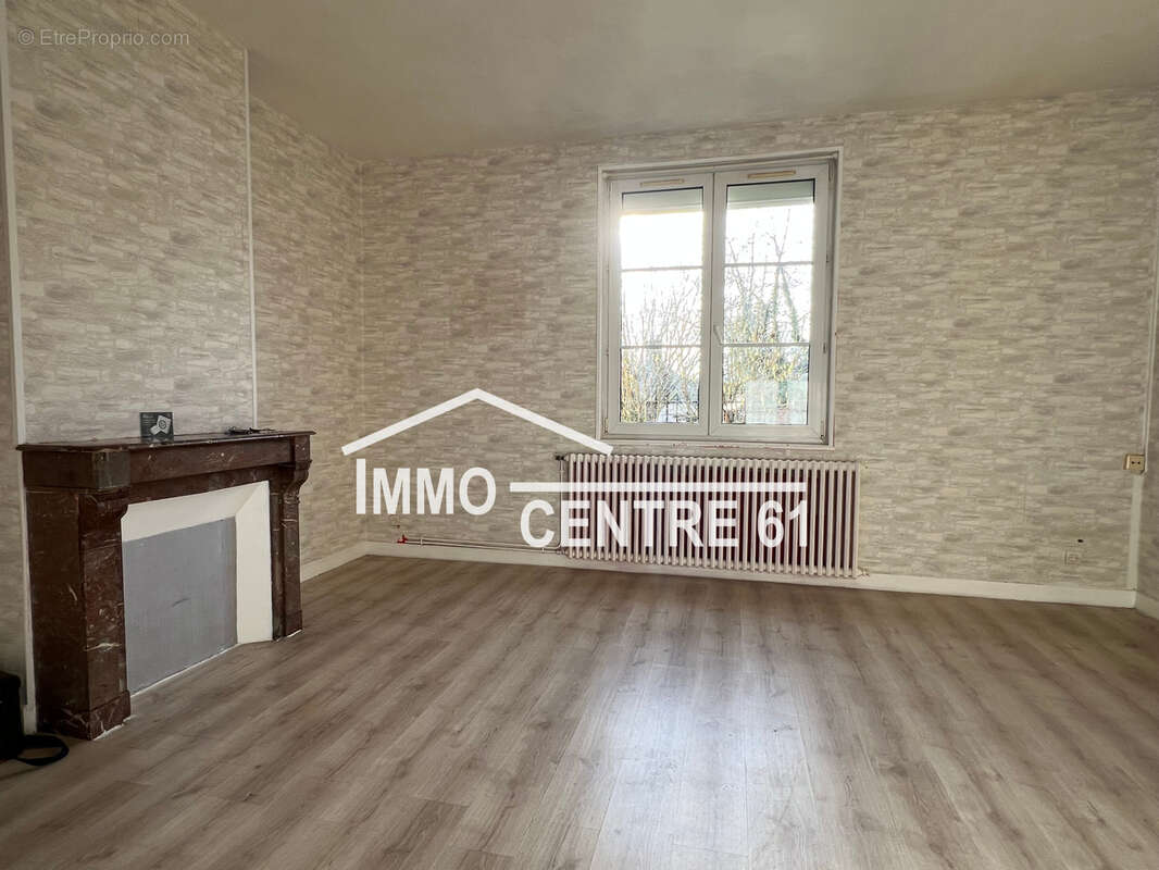 Maison à LA FERTE-MACE