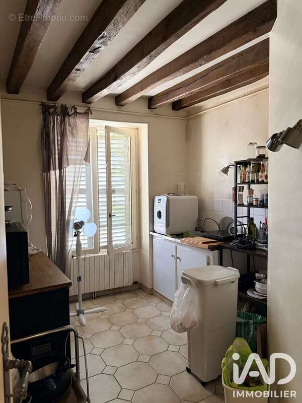 Photo 6