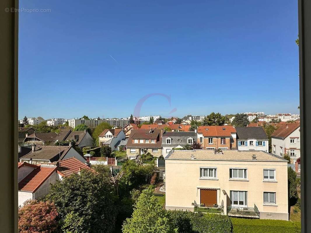Appartement à BOURG-LA-REINE
