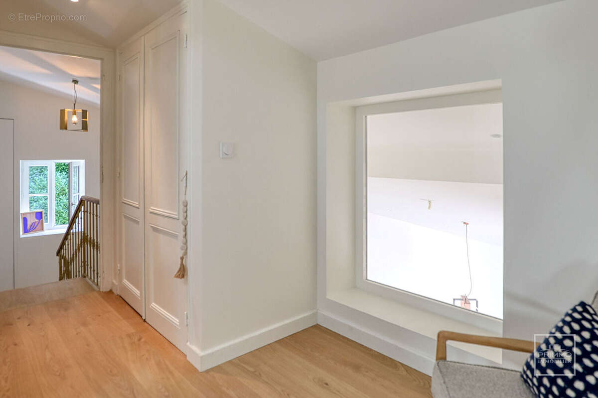 Maison à SAINT-CYR-AU-MONT-D&#039;OR