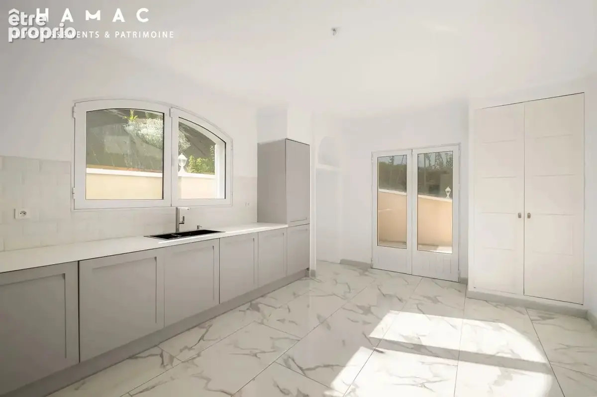 Maison -  6 pièces - Rochetaillée -sur-Saône - photo 10