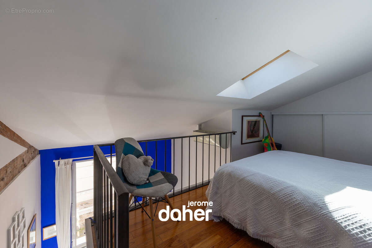 Appartement à MARSEILLE-7E