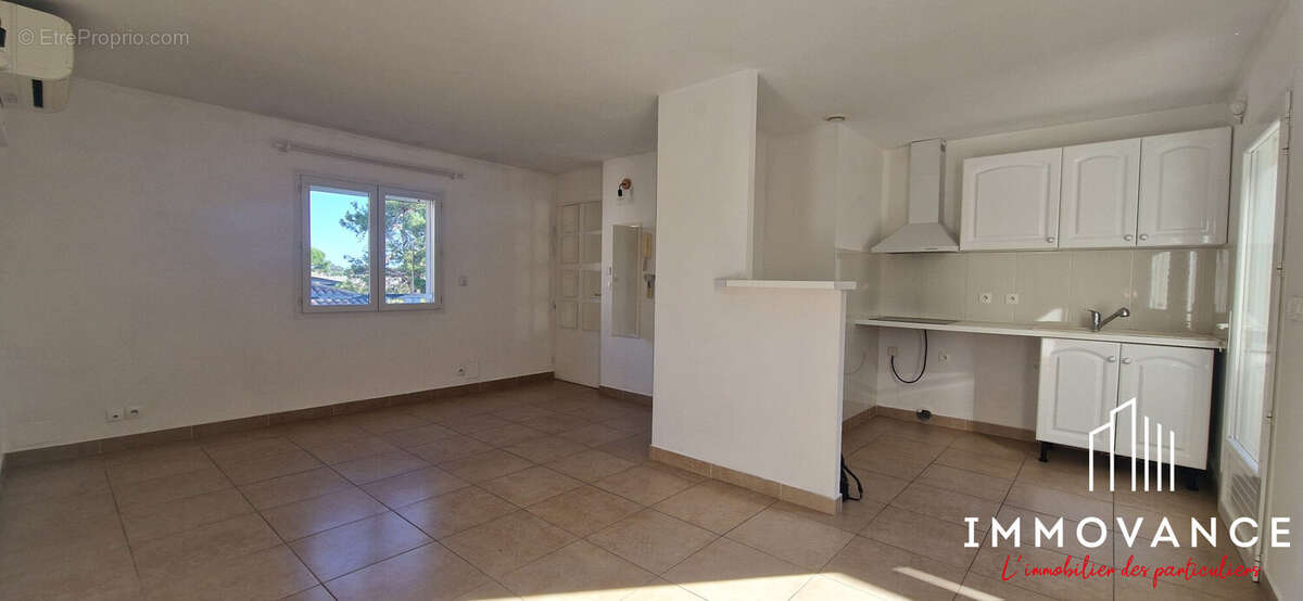 Appartement à LE CRES