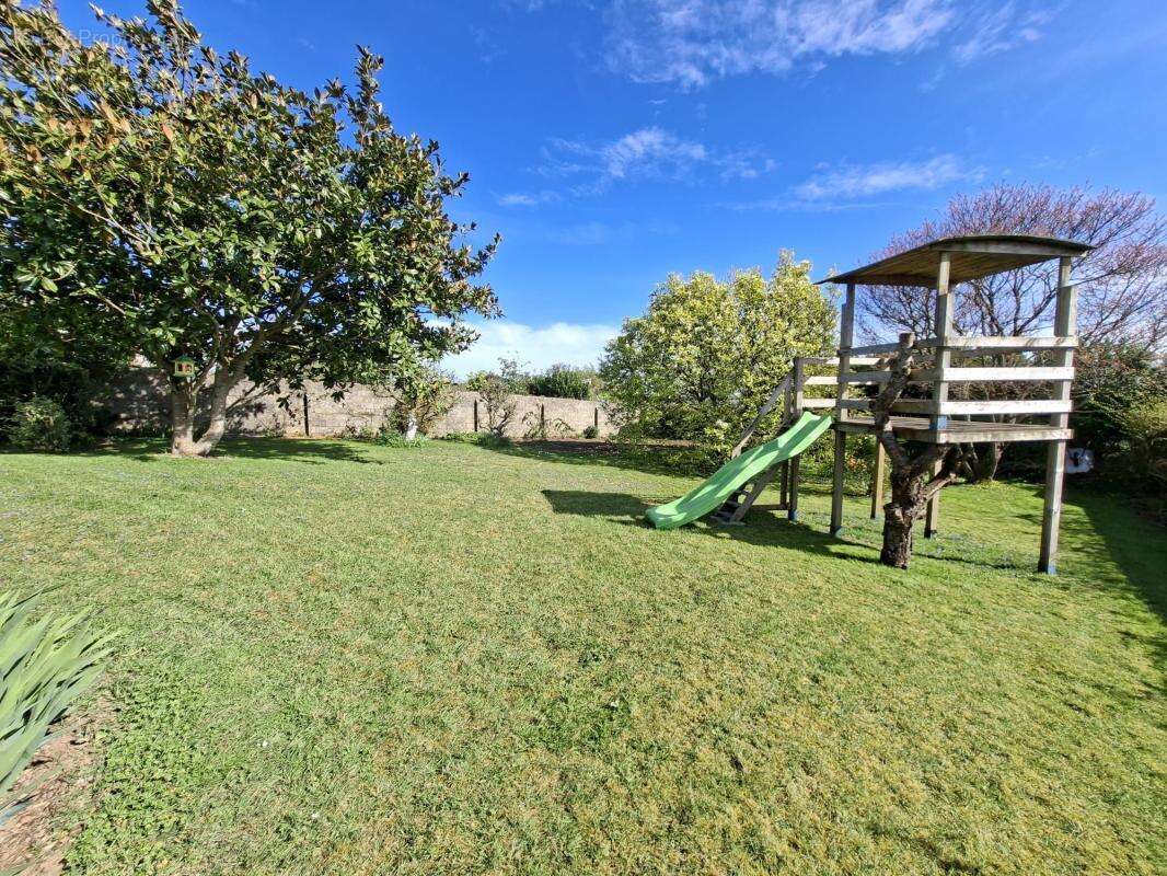 Maison à PLOUEZOC'H