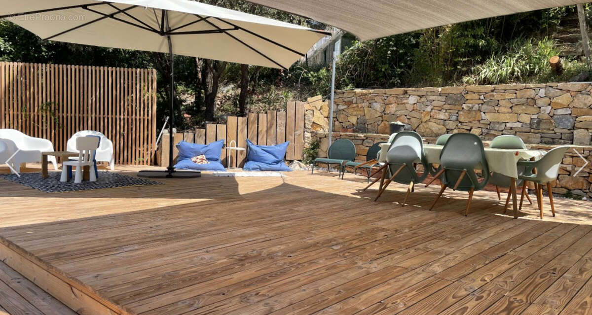 Maison à LA VALETTE-DU-VAR