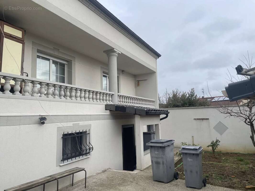 Appartement à GOUSSAINVILLE