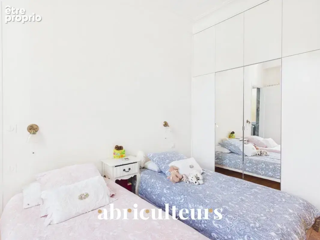 Appartement familial - 189 m² - 7 pièces - Charme de l'ancien - Saint-Mandé - photo 19