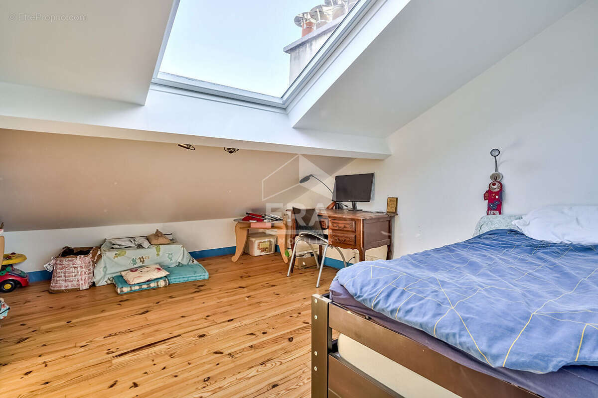 Appartement à ISSY-LES-MOULINEAUX