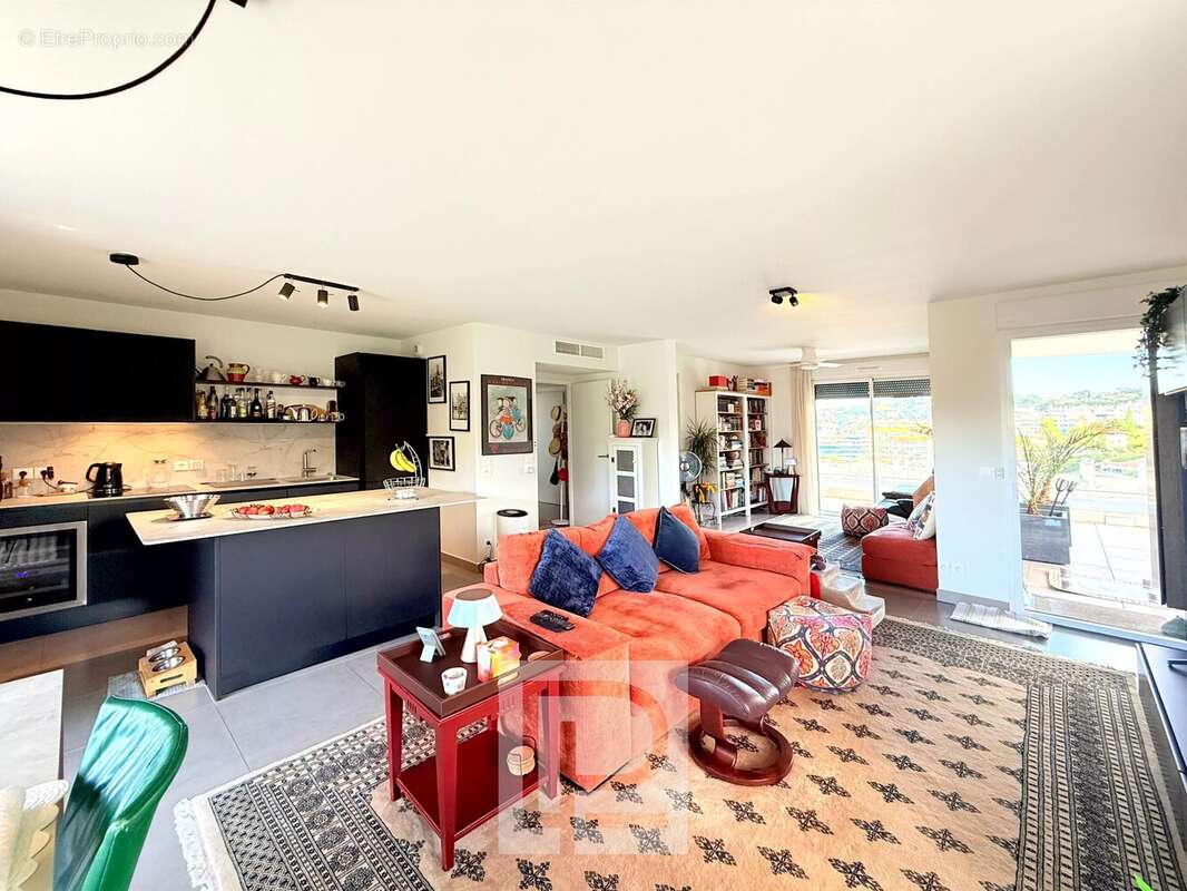 Appartement à LE CANNET