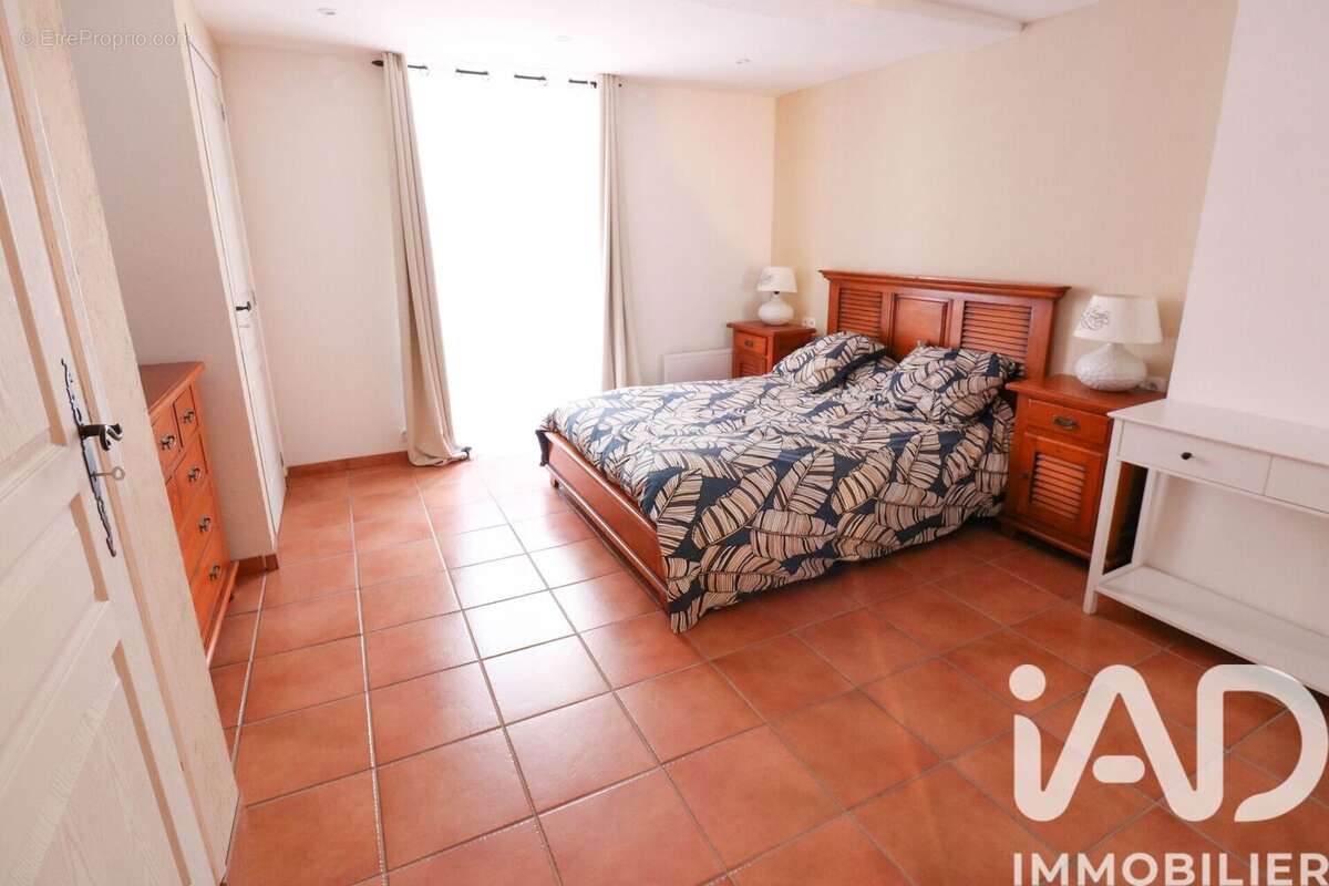 Photo 8 - Maison à BESSE-SUR-ISSOLE