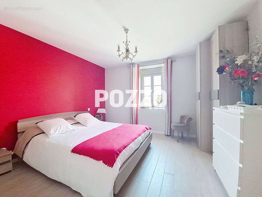 Maison à TROIS-MONTS