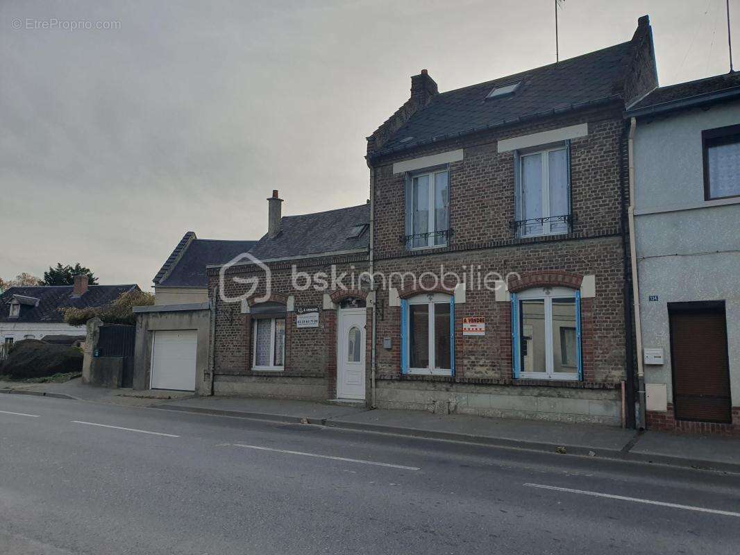 Maison à ORIGNY-SAINTE-BENOITE