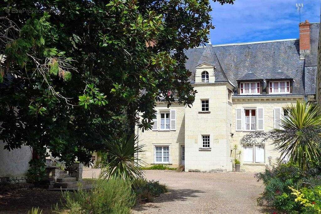 Maison à BEAUMONT-EN-VERON