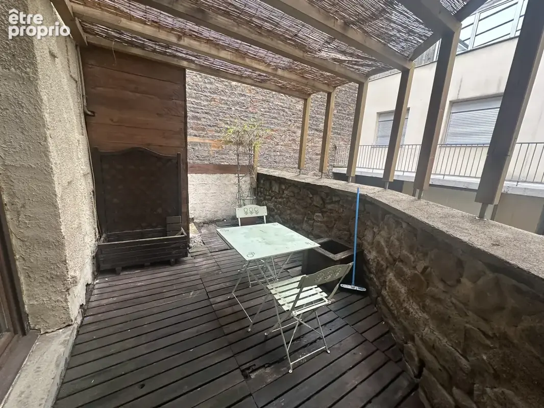 Appartement à SAINT-ETIENNE