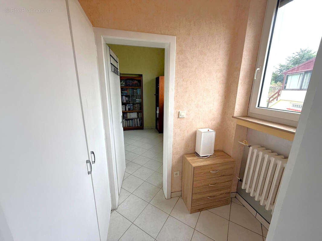 Appartement à MONTOIS-LA-MONTAGNE