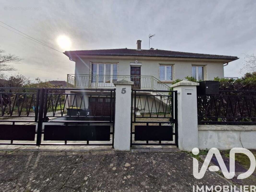 Photo 2 - Maison à CHALON-SUR-SAONE