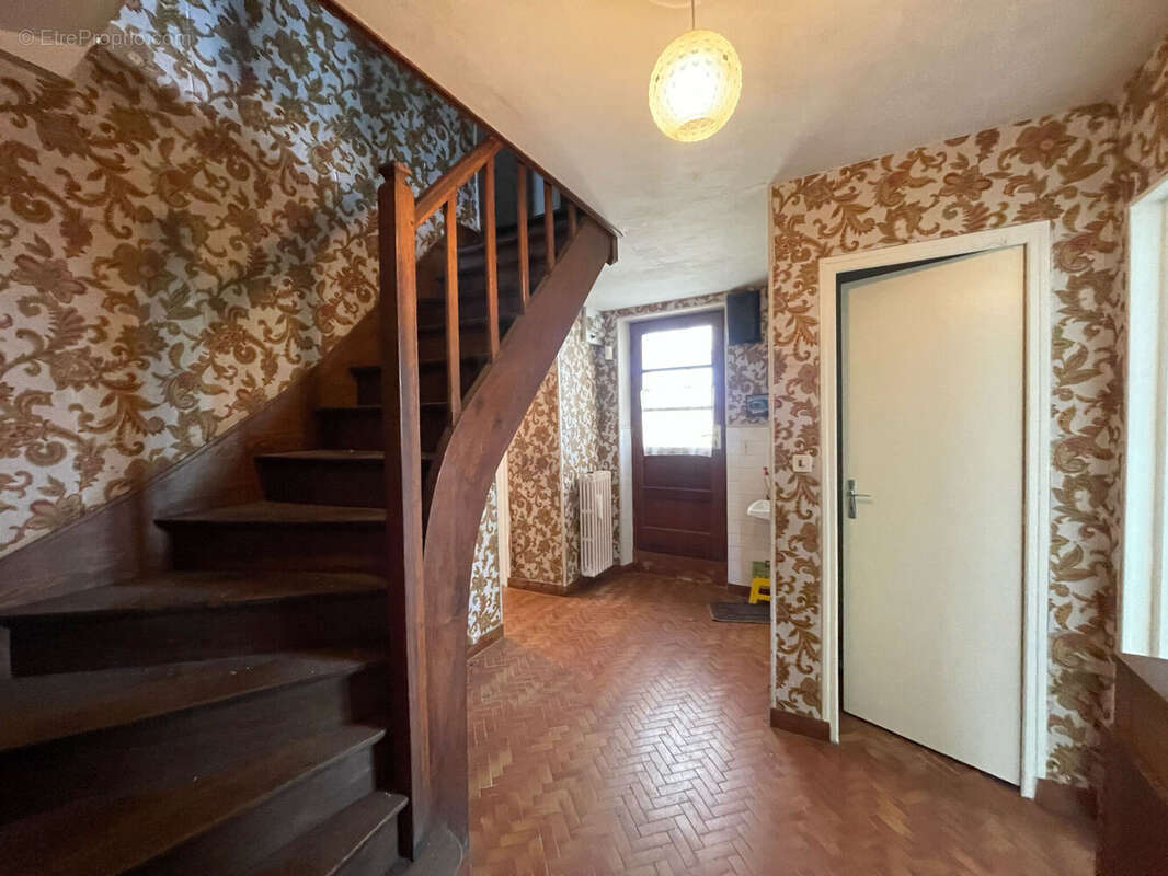 Photo 8 - Maison à LA CHAPELLE-MOUTILS