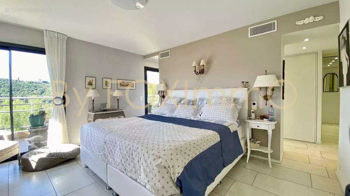 Appartement à CAGNES-SUR-MER