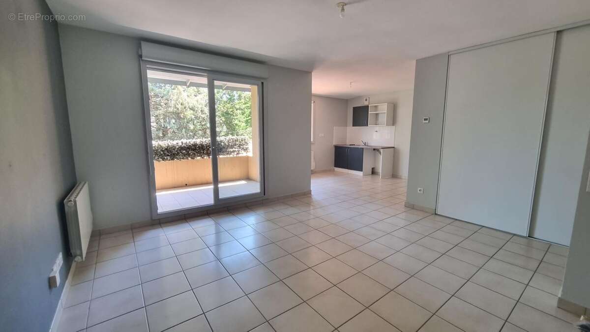 Appartement à CURIS-AU-MONT-D'OR