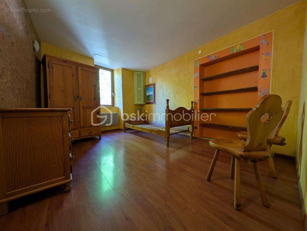 Maison à SAINT-JEAN-DU-PIN